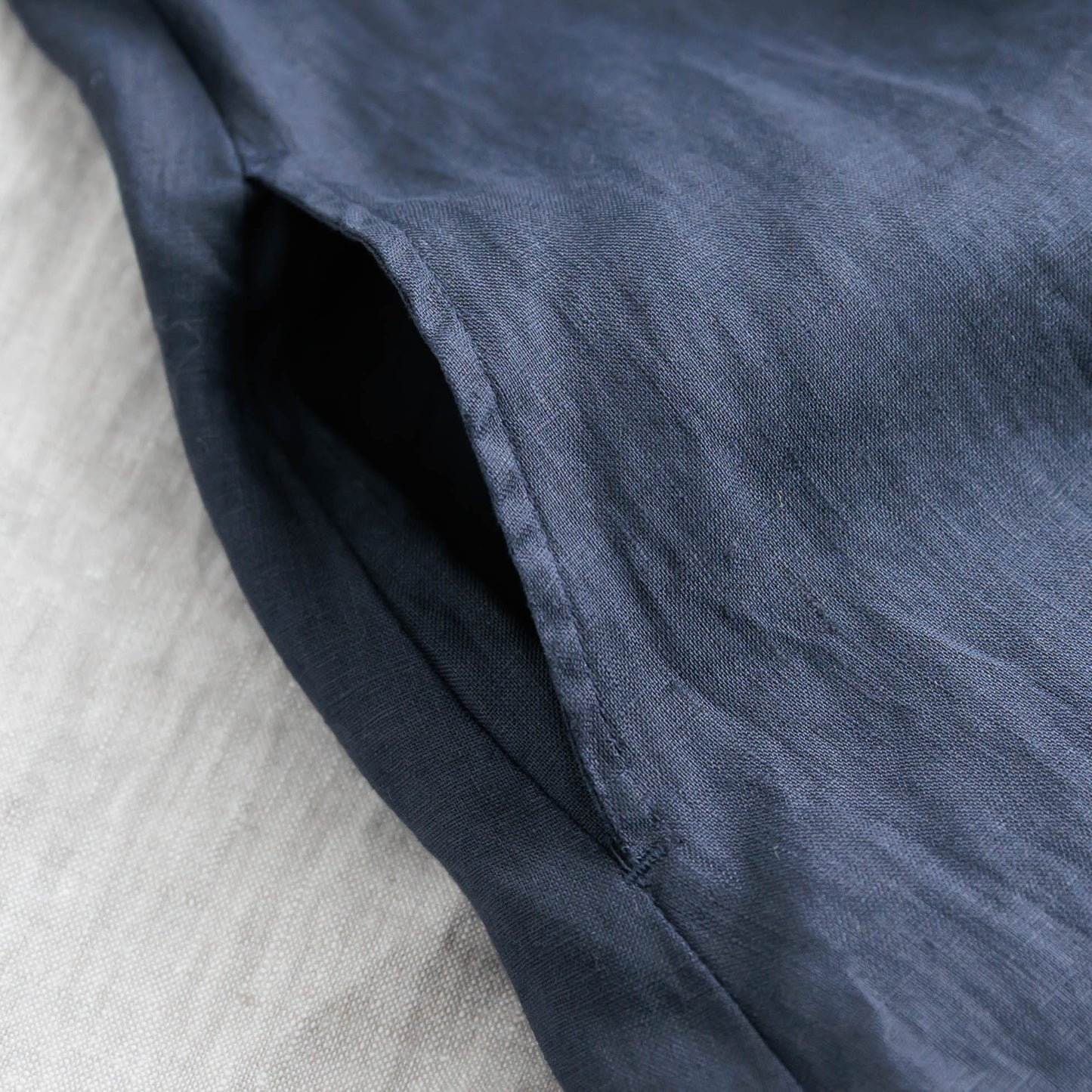 【ふんわりボリューム袖】前開きロングシャツワンピース：T0925H29